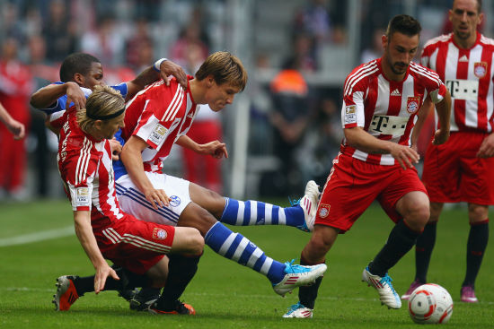 半场战报：比萨0-1帕尔马，贝内迪恰克点射（中场快讯：帕尔马1-0比萨，贝内迪恰克点球破门）