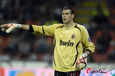 德甲战报：迪亚斯传射、杰克逊锁胜局，拜仁3-1圣保利（德甲：迪亚斯传射建功，杰克逊终结悬念，拜仁3-1力克圣保利）