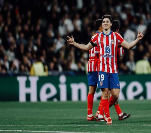 斯帕莱蒂：首发能直观了解热格罗瓦的表现，戴维需要继续提升（斯帕莱蒂：安排热格罗瓦首发便于评估其发挥，戴维仍需继续提高）