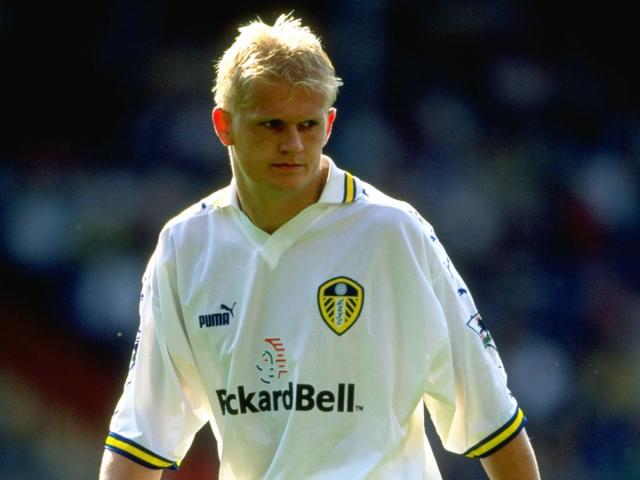 伊森：一上场即奠定防守根基（伊森：登场即筑牢防线）