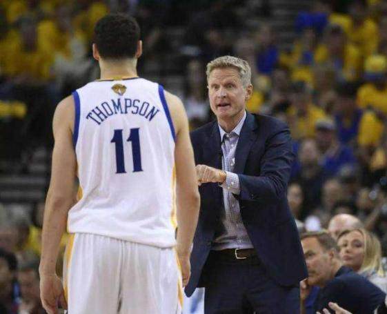 布基纳法索主帅：目标是打进非洲杯决赛，会用智慧争取三分（布基纳法索主帅：冲击非洲杯决赛，靠智慧拿下三分）